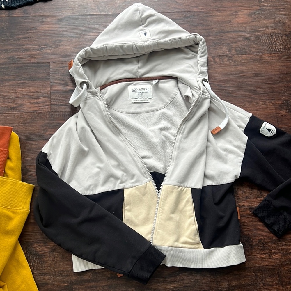 Wanakome cropped zip up small